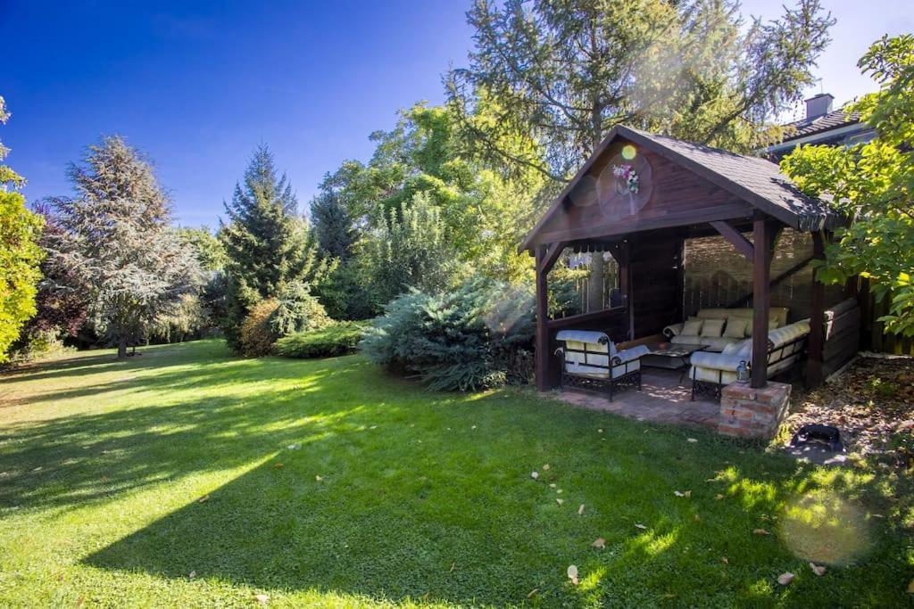 7 Bedroom Secluded Villa Close To Prague Ricany  Luaran gambar